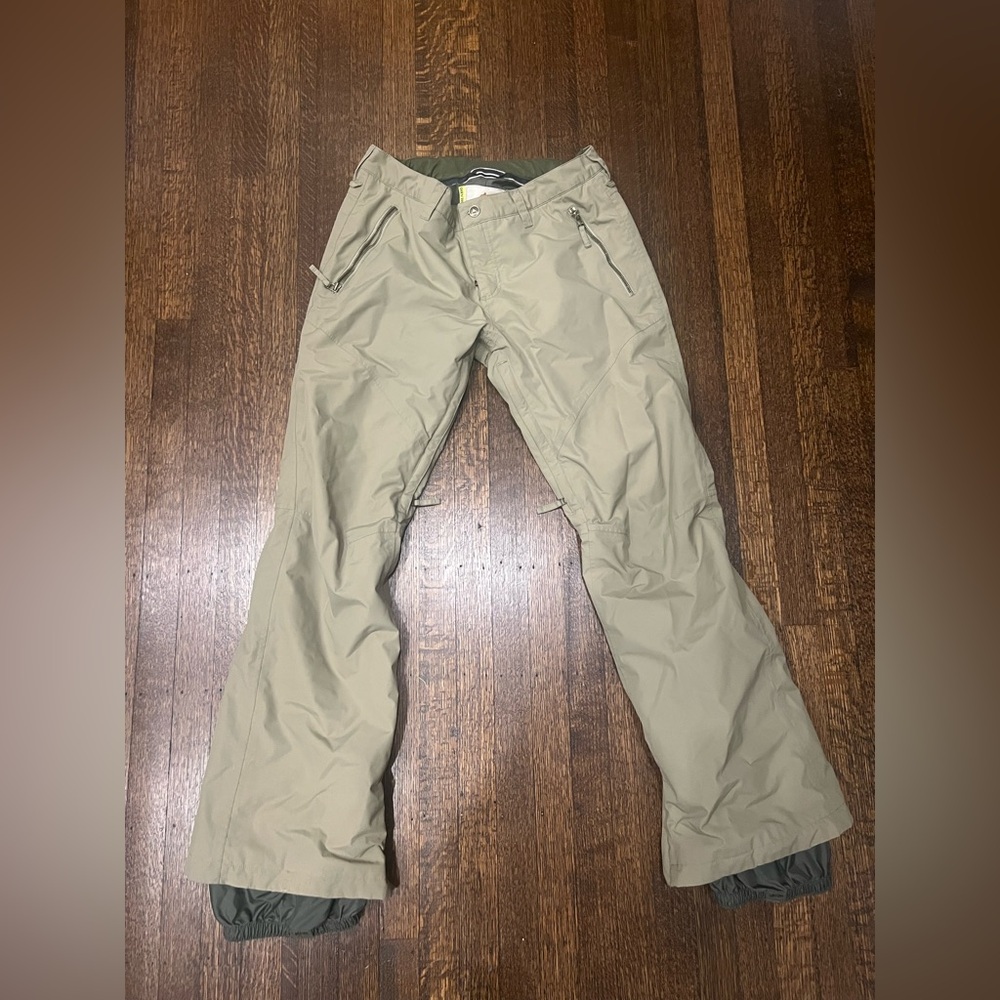 Burton Women’s ski/snowboard pant